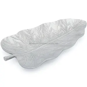 Plateau de service en métal de qualité commerciale, finition brossée, fait main, luxueux, compatible lave-vaisselle, accessoires design, Zahid Exports, plaqué. - Product Image 5