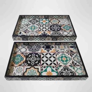 Plateau de service en bois rustique avec motif floral imprimé pour la cuisine Hôtel Maison Restaurants Plateau de service pour servir des aliments - Product Image 1