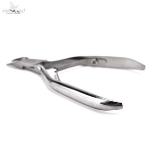 Coupe-cuticules en acier inoxydable, pince à ongles, ciseaux, éliminateur de peaux mortes, pince pour les doigts et les orteils par INNOVAMED INSTRUMENTS - Product Image 5