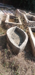 Bol en pierre ancien de conception européenne décorative extérieure sculptant des auges et des éviers fabriqués en Inde - Product Image 4