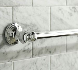 Anneau de serviette en laiton non laqué en laiton lourd massif et anneau de serviette en métal de cercle de luxe fabriqué à la main pour l'utilisation de la salle de bain - Product Image 6