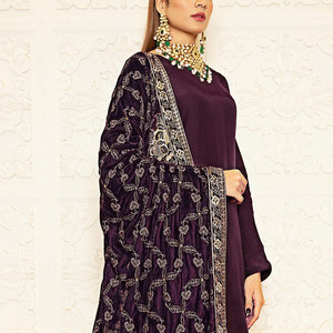2023 Solid Color Plain Casual Velvet <b>Shawls</b> for Girls Professional Manufactures Lightweight <b>Women</b> Velvet <b>Shawls</b> - Product Image 3