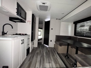 New 2026 Jayco Jay F-l-i-g-h-t Slx 197MB Premium quality travel <b>trailers</b> prepared for large quantity wholesale sourcing - Product Image 6