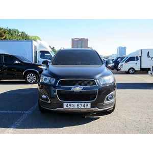 Chevrolet Captiva 2.0 2WD LT Premium 4L Essence/Diesel Moteur Boîte de vitesses manuelle/automatique Volant à gauche Intérieur clair Arrière Aspire - Product Image 1