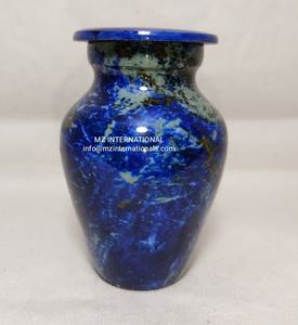 Belles urnes souvenirs en métal aspect marbre - Product Image 1