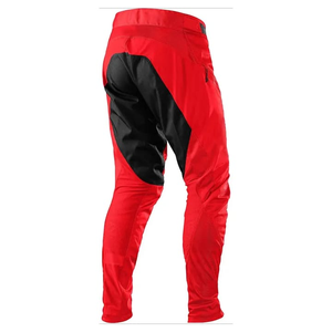 Pantalones de moto para hombre de cuero genuino, impermeables y cortavientos, personalizados para carreras, con parches en contraste. - Product Image 3