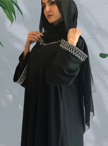 Vente en gros Abaya de luxe en satin conçue sur mesure vêtements islamiques hauts pour femmes adultes petites tailles de XS-XXL manches à volants en soie - Product Image 5