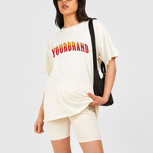 T-shirts Hip Hop surdimensionnés pour femmes de haute qualité en gros 100% coton T-shirt blanc à col rond et à épaules tombantes pour femmes - Product Image 1