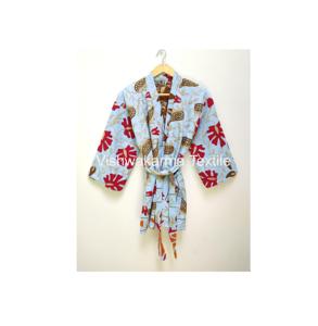 Chaqueta Corta de Terciopelo para Mujer, Invierno, Bordado Suzani Hecho a Mano, Cuello Alto, Diseño Tejido, Estilo Indio Ecológico - Product Image 1