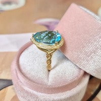 Bague de fiançailles et de mariage pour femme en argent sterling 925 plaqué or avec topaze bleue naturelle, pierre précieuse indienne, par un tiers