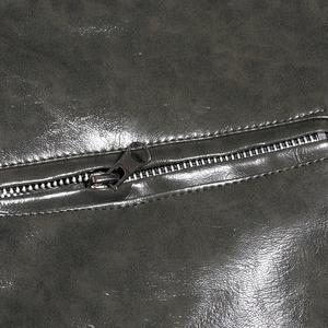 Chaqueta de cuero de invierno con logotipo personalizado para hombre Tela de lona cálida en color liso para uso al aire libre - Product Image 4