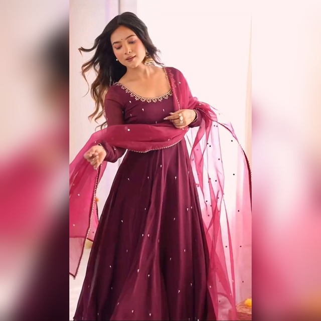 100 Latest Classy Ankara Long Gowns for Occasions