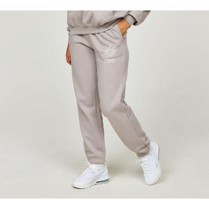 Ensemble de survêtement pour femme personnalisé OEM, 2 pièces, imprimé, uni, coupe ajustée, à capuche, manches longues, respirant, 100% coton - Product Image 4