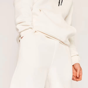 Sudadera con capucha de dos piezas con pantalones cortos de tela suave a juego, conjunto ideal para gimnasio de hombres, entrenamiento y Conjuntos Casuales con capucha y pantalones cortos - Product Image 4