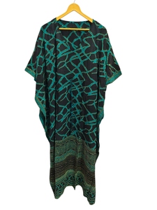 Caftan en soie vert Sari Caftan en soie Robe de nuit douce Robe de jardin pour femme Caftan taille libre - Product Image 2