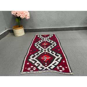 พรมวินเทจขนาดเล็ก 1.6x3.2 ฟุต พรมตุรกี พรมลายพรางสีแดงขาวทำจากขนสัตว์ - Product Image 4