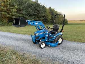 Tracteur LS 2024 Série MT1 MT125 Mini Tracteur 4x4 Chargeur sur pneus Automatique 25 CV Moteur Robin Fonctionnalités multifonctionnelles Pompe moteur - Product Image 2