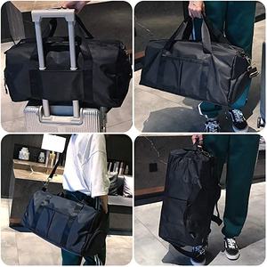 Sac de sport moderne unisexe pour adultes, imperméable, en polyester, durable, pour le football, la gym, les voyages et les accessoires sportifs. - Product Image 5