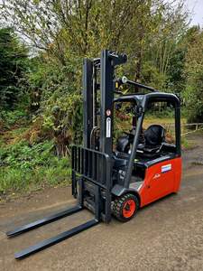 Fournisseur OEM de chariots élévateurs électriques 2T 2.5T avec commande Curtis, direction assistée et contrepoids pour usage en usine et atelier - À vendre - Product Image 5