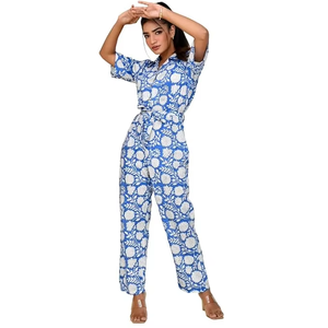 Combinaison en soie crêpe bleu de style Jaipuri avec col de chemise classique et design imprimé bloc à la main pour une tenue décontractée - Product Image 6