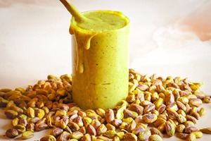 Tartinade à la pistache en vrac Texture 100% naturelle, lisse et crémeuse, idéale pour la boulangerie au détail et la fabrication d'aliments - Product Image 4