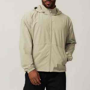 Chaqueta cortavientos con logotipo frontal de camuflaje ligero unisex, ropa deportiva informal verde oliva para exteriores - Product Image 2