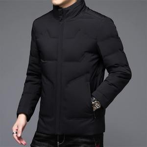 แจ็กเก็ตทรงปลาปักเป้าสำหรับผู้ชาย, เสื้อแจ็กเก็ตสไตล์ลำลองแบบตั้งได้โลโก้ด้านหน้าผ้าโพลีเอสเตอร์รีไซเคิลทรงพอดีตัวปกติ - Product Image 4