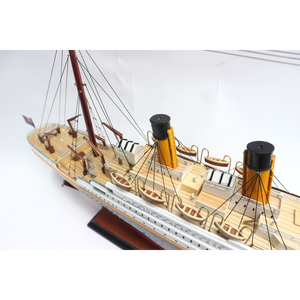 HANDICRAFT TITANIC PAINTED 80CM <b>LENGTH</b> - READY ASSEMBLED CRUISE SHIP MODEL for HOME DECORATION - Product Image 3