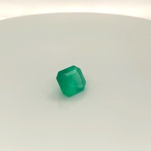 12,97x9,64 Piedra de Esmeralda verde natural facetada Octagon Cut GRS Certificado Piedras preciosas exclusivas Joyería que hace la creación de joyas - Product Image 1