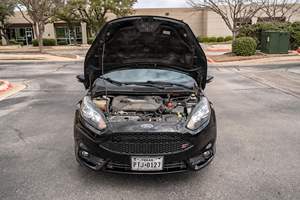 Ford Fiesta ST 2019 d'occasion en bon état, sans réserve, boîte manuelle 6 vitesses, turbo 4 cylindres, principalement d'origine Texas, non modifiée - Product Image 6