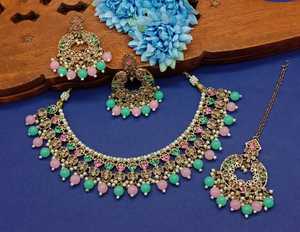 Conjunto de Joyería Tradicional India Chapada en Oro Kundan y Conjunto de Collar de Cobre para Mujeres y Niñas, Accesorios Indios, Joyería para Mujer - Product Image 2