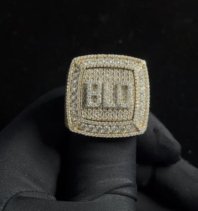 Anillo de Plata de Ley 925 con Letra Inicial Personalizada, Estilo Hip Hop, con Diamantes de Moissanita VVS Brillantes, para Unisex - Product Image 1