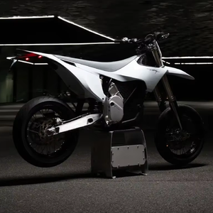 NOUVEAU FIRST STARK-VARG SM SUPER MOTO 2024 2025 2026 PRÊT À ÊTRE EXPÉDIÉ AVEC PERMISE DE CONDUITE SUR ROUTE - Product Image 1
