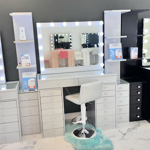 Tavolo da Trucco in Legno di Alta Qualità con Specchio Regolabile, Bestseller nel Mercato dell'Arredamento - Product Image 1