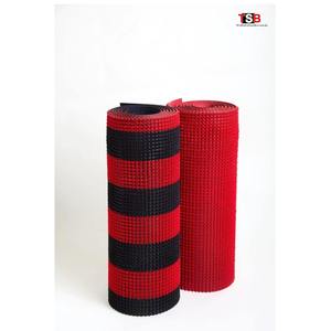 Tapis de gazon synthétique polyvalent à la demande pour revêtement de sol intérieur et extérieur pour balcons jardins disponible au prix d'exportation - Product Image 2