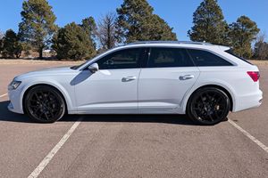 2022 A6 Allroad Quattro Prestige มือสอง ไมล์น้อย เครื่องยนต์สมบูรณ์  เกียร์อัตโนมัติ หลังคาพาโนรามา ไฟหน้า LED พร้อมส่ง - Product Image 4
