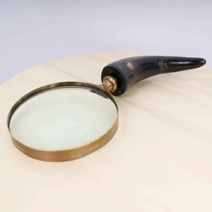 Loupe à poignée en corne de buffle, fabriquée à la main pour une lecture de précision et un style vintage classique, de haute qualité - Product Image 3