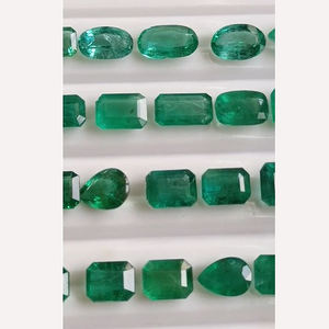 41 pièces d'émeraude zambienne naturelle poire ovale octogone facette 130 Cts Lot taille moyenne 3.17ct pierre précieuse de haute qualité US $10725 pour tous - Product Image 1