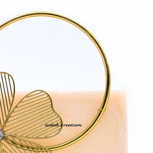 Elegante bolso de mano de resina de marfil con mango de flor de metal decorativo, monedero hecho a mano para bodas, fiestas y eventos nocturnos - Product Image 4