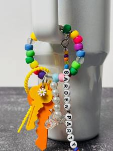 Porte-clés surdimensionné personnalisé avec nom, fait main, pour sac à dos, cadeau de rentrée scolaire, grand breloque de sac, accessoire de sac - Product Image 1