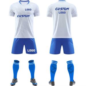 Conjunto de uniforme de fútbol de poliéster transpirable personalizado Ropa deportiva de equipo OEM que incluye camiseta de fútbol y pantalones cortos Camiseta de fútbol Premium - Product Image 5