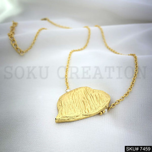 Collier pendentif élégant avec perle de style classique plaqué or chaîne de coeur en laiton-pour anniversaire SKU7459 - Product Image 3