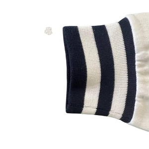 Abrigo Letterman con mangas de lana y cuero Abrigo Letterman de lana y cuero Premium para hombres y mujeres - Product Image 4