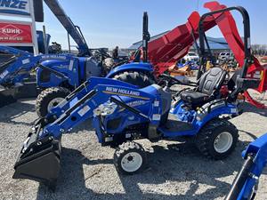 Tracteur agricole New Holland Work-Master 25S 4x4 à chenilles avec chargeur frontal et rétrocaveuse, moteur diesel 4 temps 24 CV - Product Image 5