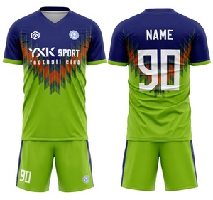 Maillot de football rétro unisexe grande taille personnalisé, respirant, séchage rapide, protection UPF 50, impression par sublimation – En promotion - Product Image 3