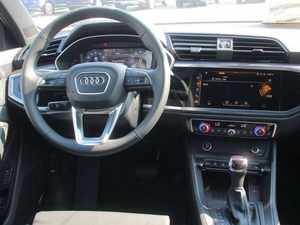 Sedán Premium 2024 Usado, 8 Cilindros, 2.0L, 5 Plazas, Cuero, Automático, 6 Velocidades, Techo Solar, Volante a la Izquierda/Derecha, Color Oscuro - Product Image 2