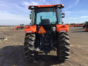 รถแทรกเตอร์เกษตรมือสองราคาประหยัด Kubota M4-071 สำหรับขาย เครื่องจักรกลการเกษตร - Product Image 3