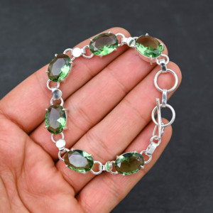 Bracelet en améthyste verte créé par un laboratoire élégant avec 5 pierres ovales de 10x14 MM en argent sterling bijoux unisexe de luxe 7-8 pouces - Product Image 1