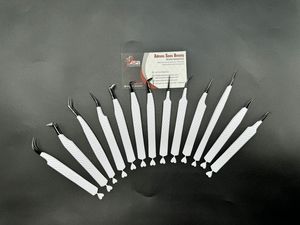 Pinzas de extensión de pestañas de acero inoxidable en blanco y negro con logotipo personalizado, pinzas de pestañas de corazón con punta de fibra sostenible probadas a mano - Product Image 5