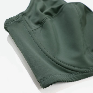 Femmes 2025 Magnifique ensemble de lingerie en dentelle avec nœud papillon Soutien-gorge et slip à bas prix avec bretelles réglables Ensemble de sous-vêtements et culottes à motif solide - Product Image 6